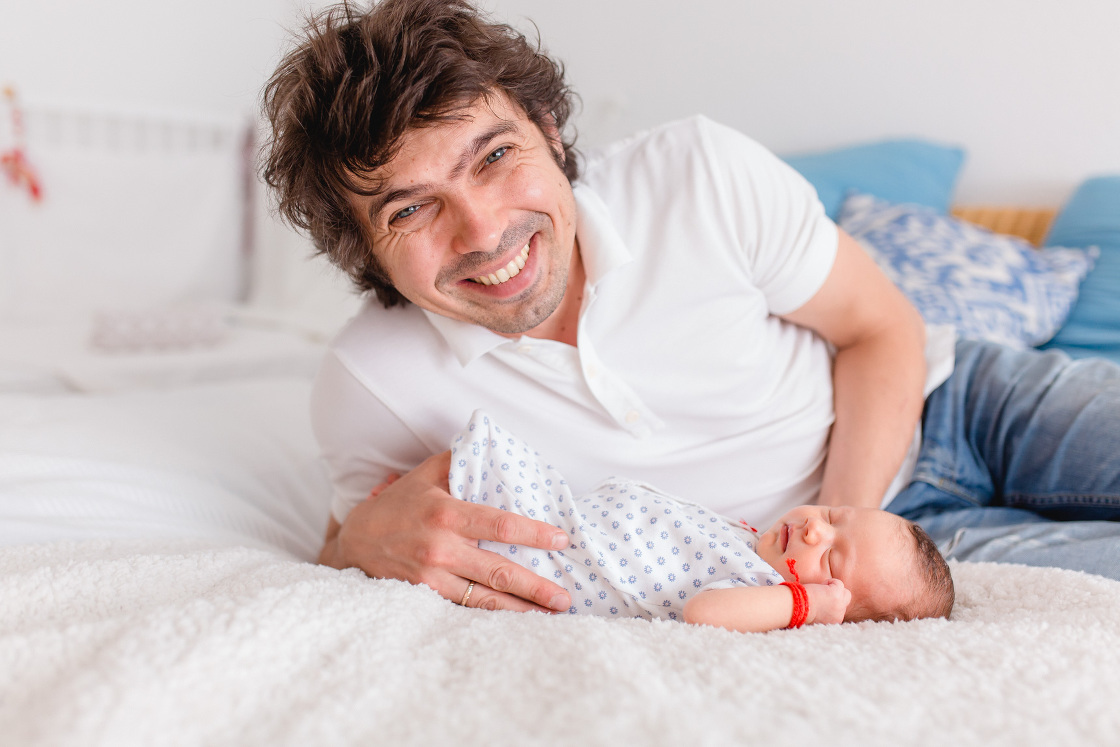 Baby mit Vater